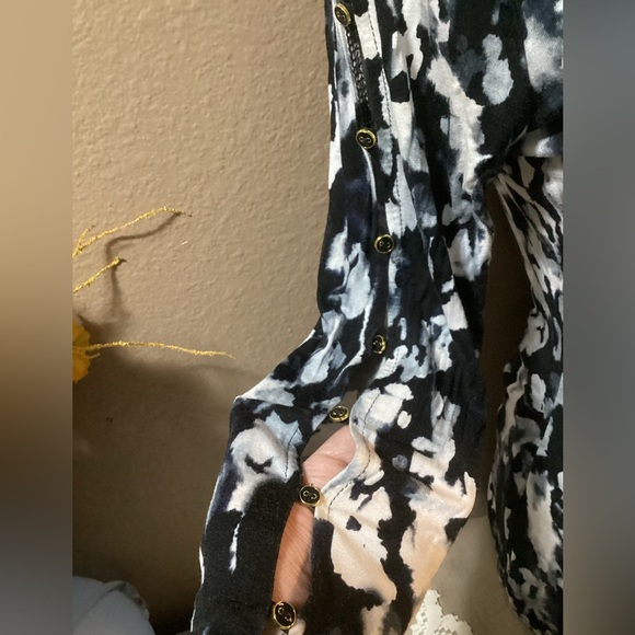 Spense Monochrome Abstract Pattern Top Size M - Picture 5 of 14